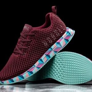 EUC NoBull Cabernet prism trainer shoes